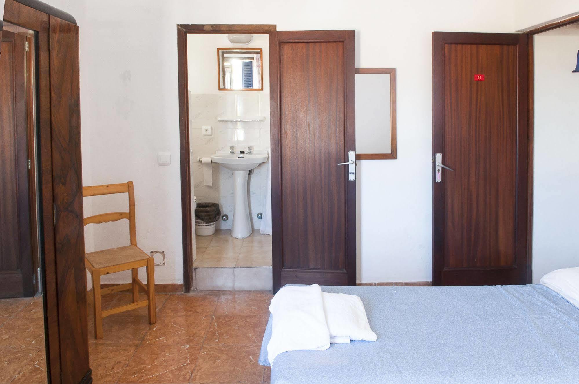 Surfing Concept Hostel Cala Ratjada  Dış mekan fotoğraf