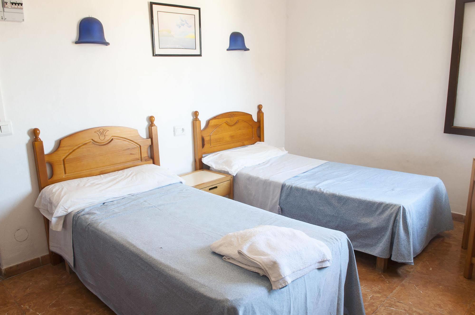 Surfing Concept Hostel Cala Ratjada  Dış mekan fotoğraf